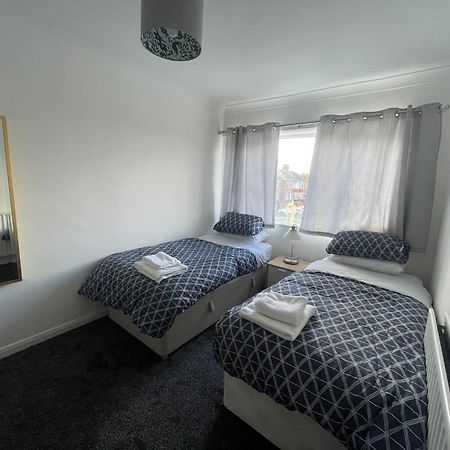 3 Bedroom Apartment With Golf Course View Newcastle upon Tyne Exterior foto