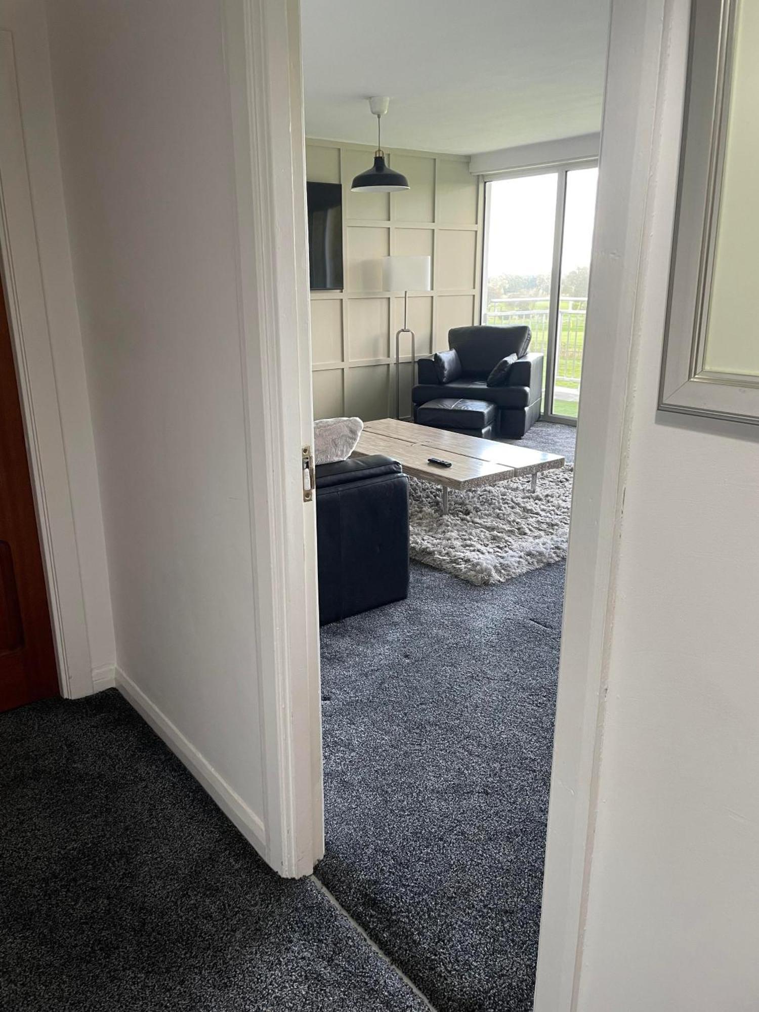 3 Bedroom Apartment With Golf Course View Newcastle upon Tyne Exterior foto