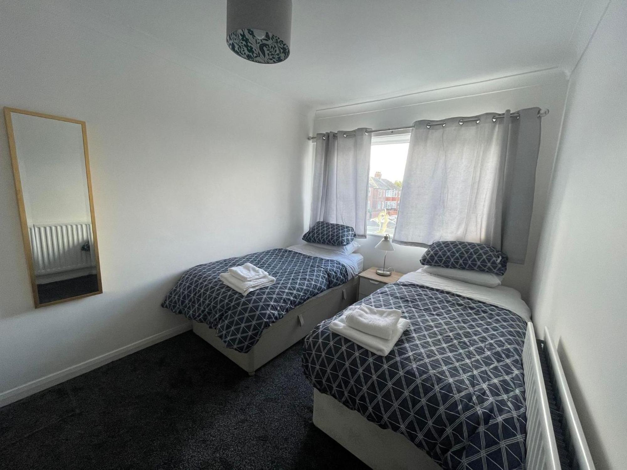 3 Bedroom Apartment With Golf Course View Newcastle upon Tyne Exterior foto
